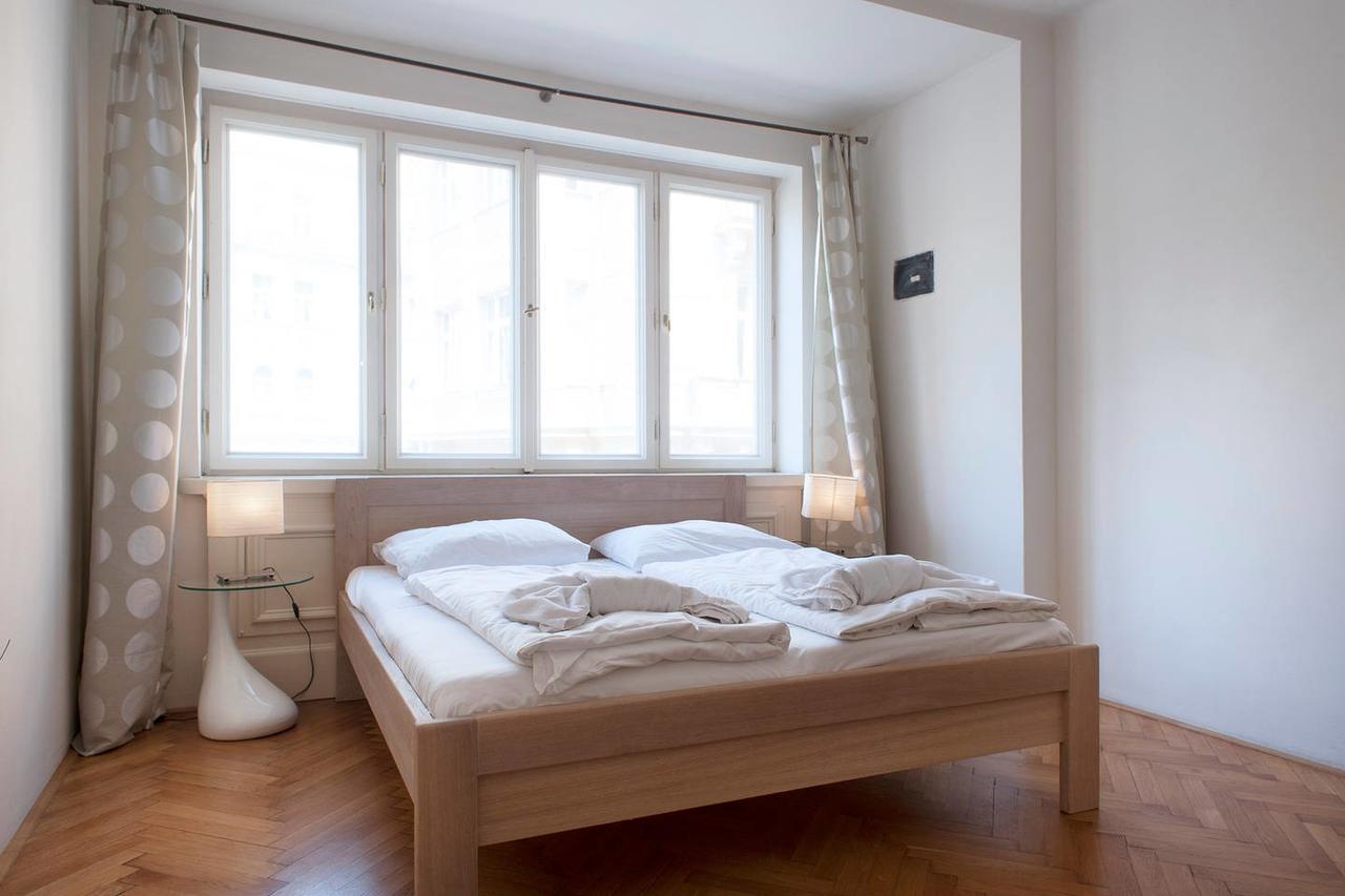 Residence Dlouha - Old Town Прага Екстериор снимка